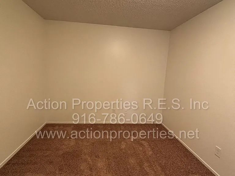 303 Harding Blvd #4 — Photo 23