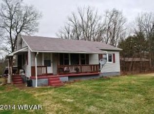 8 Lois Ln, Jersey Shore, PA 17740
