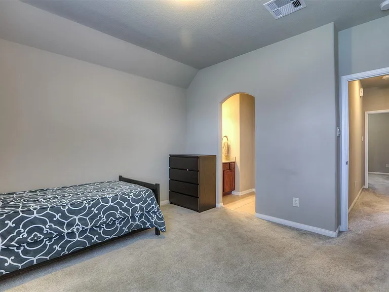 8106 Little Scarlet St — Photo 19