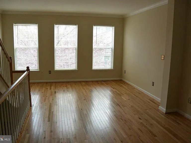 5302 Chieftain Cir — Photo 2