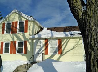 1529 Chatham St, Racine, WI 53402