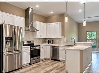 2240 Jackson Cir, Carrollton, TX 75006