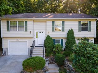 83 Rowley St, Providence, RI 02909