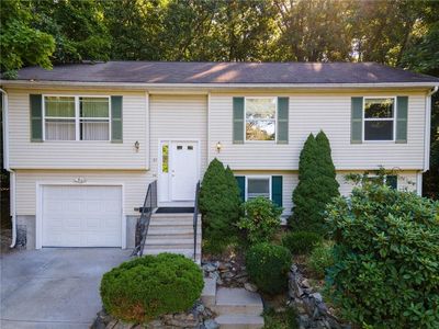 83 Rowley St, Providence, RI, 02909