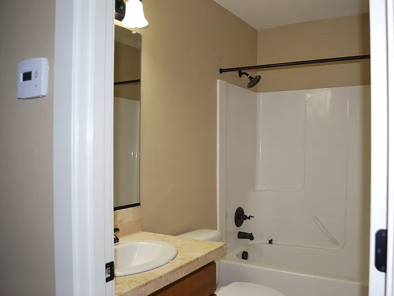 9706 NE 75th Way — Photo 17