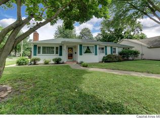 405 S 7th St, Auburn, IL 62615