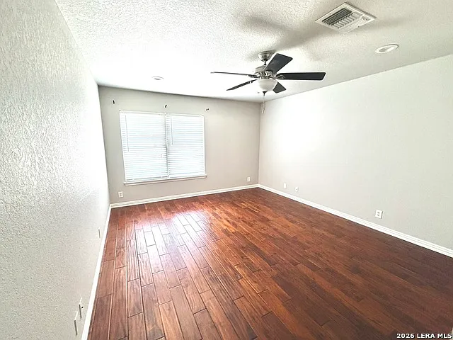10614 Bluestone Crk — Photo 21