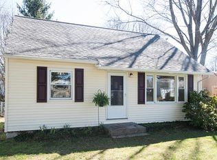 102 Gordon Rd, North Syracuse, NY 13212