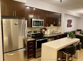 7171 Yonge St #1609, Markham, ON L3T 0C5