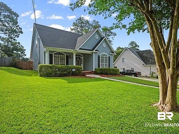 2nd image of 1011 Pinemont Dr