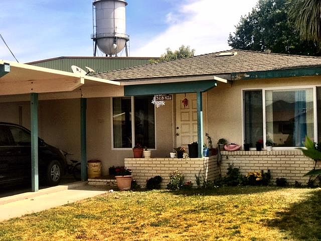 2nd image of 328 N 2nd St