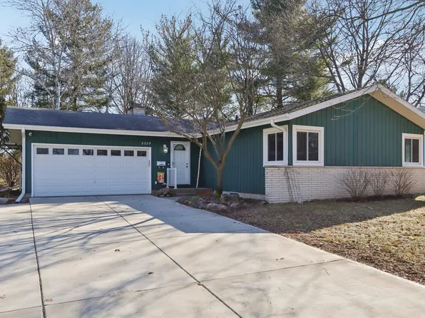 2229 Westbrook Ln, Madison, WI 53711