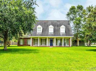 24 Asphodel Ave, Houma, LA 70360