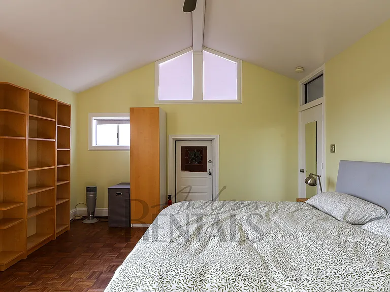1029 Rhode Island St — Photo 30