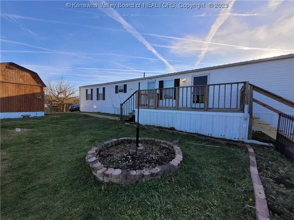 2483 Main St, Hurricane, WV 25526