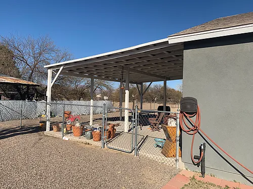 541 S Chavarria Ln Photo 1