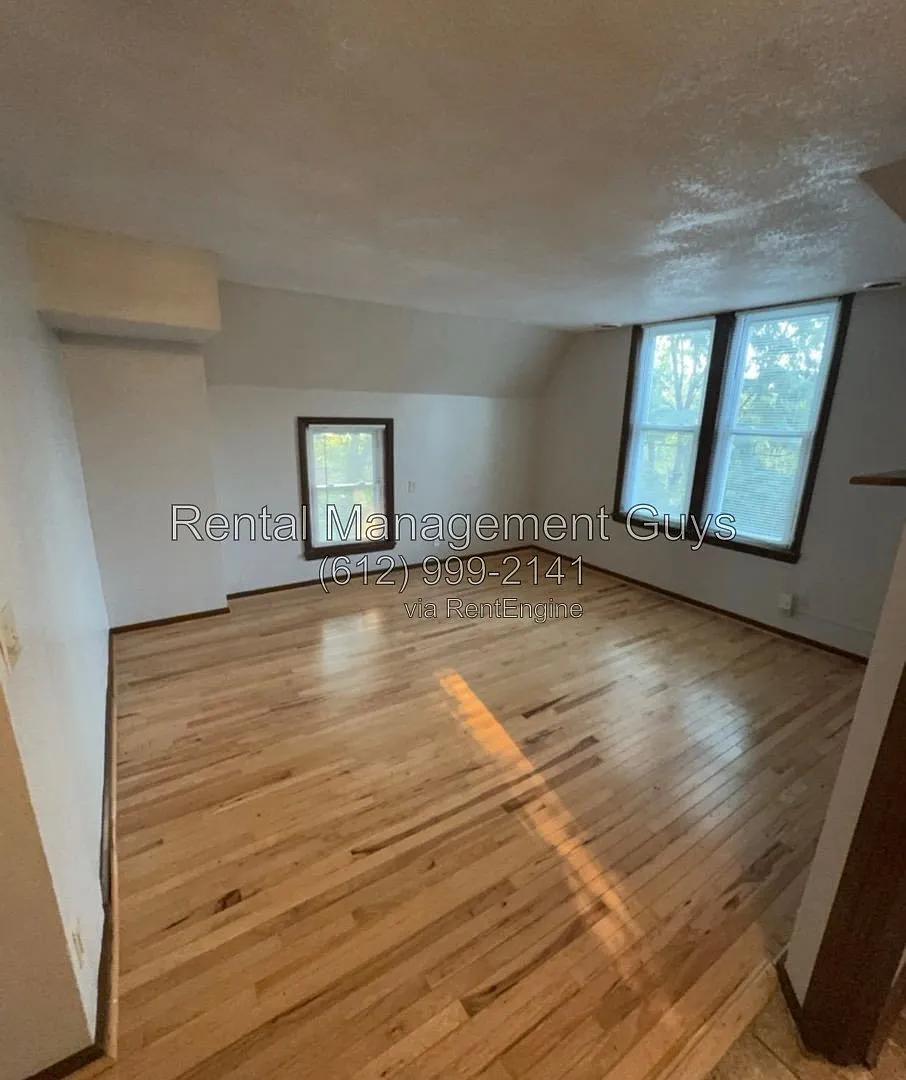 2 bed, 1.0 bath, 850 sqft, $1,550 — Photo 3