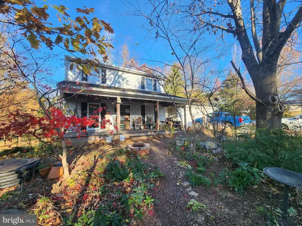 68 Daffodil Dr, Manheim, PA 17545