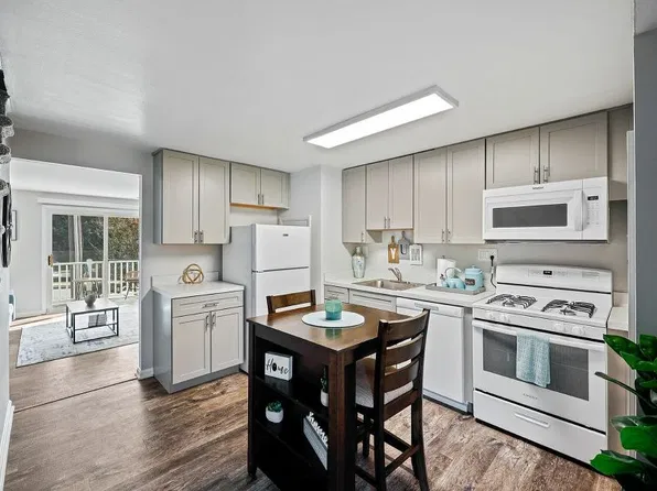 Townhomes at Rivers Gate