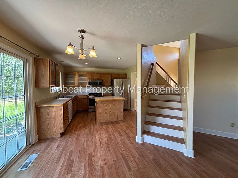 1477 Ridge Point Dr — Photo 9
