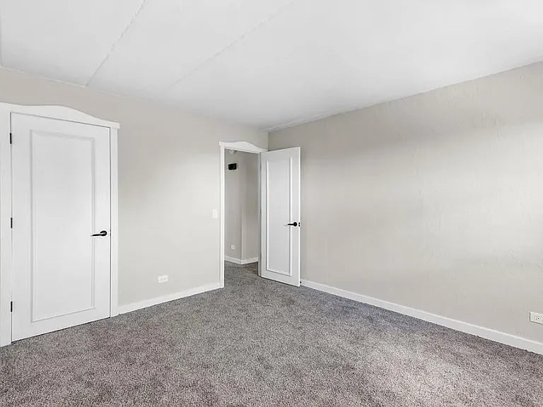 1 Renaissance Pl #709A — Photo 18