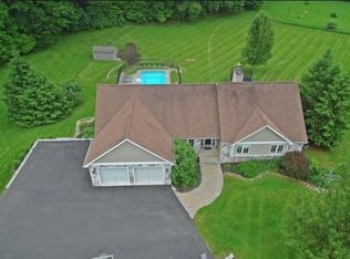 22 Voight Ln, Lafayette, NJ 07848