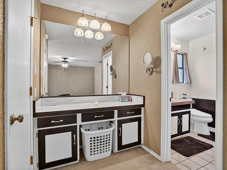 834 S Ridgeway Dr — Photo 8