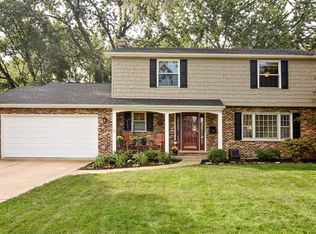 557 E Monterey Rd, Palatine, IL 60074