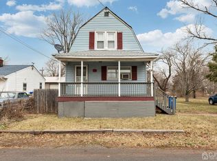 45 Carmen St, Somerset, NJ 08873