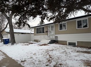 41 Cartier CRESCENT, Saskatoon, SK S7L 4L8