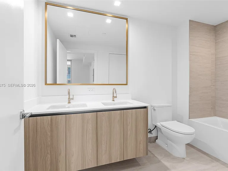 77 SE 5th St #2205 — Photo 16
