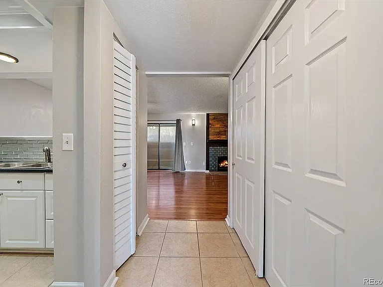 14120 E Temple Dr #Y04 — Photo 2