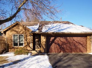 5593 Sheldon St, Shoreview, MN 55126