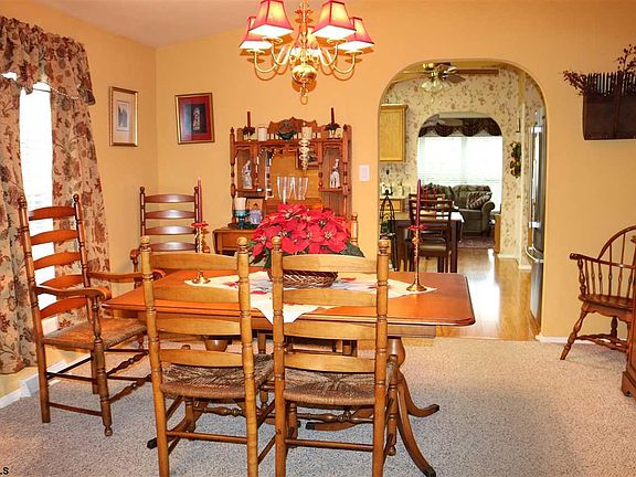 5th image of 71 Knollwood Dr