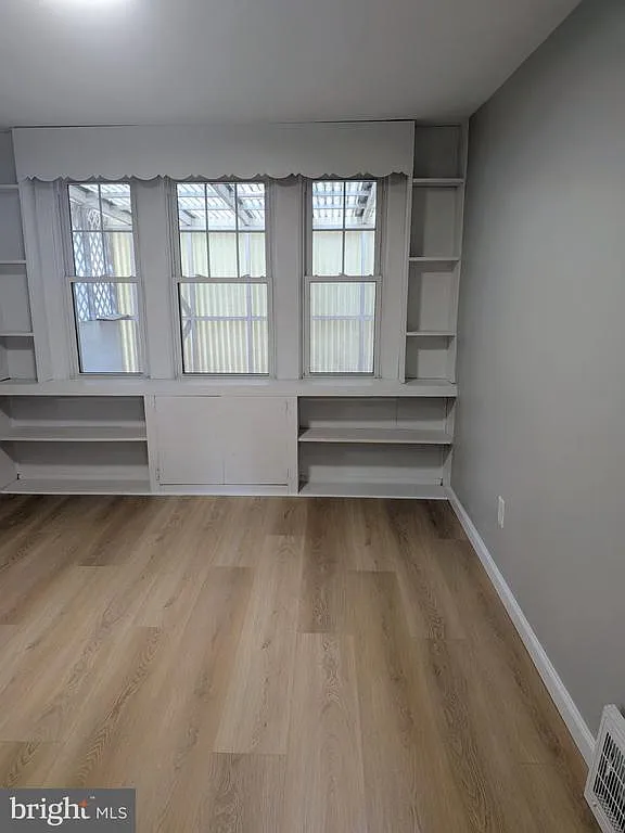 3 bed, 2.0 bath, 860 sqft, $2,500 — Photo 4