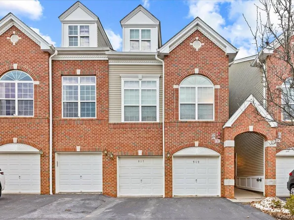 917 Balsam Drive, New Windsor, NY 12553