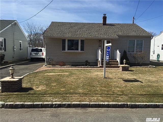1st image of 338 Jervis Ave