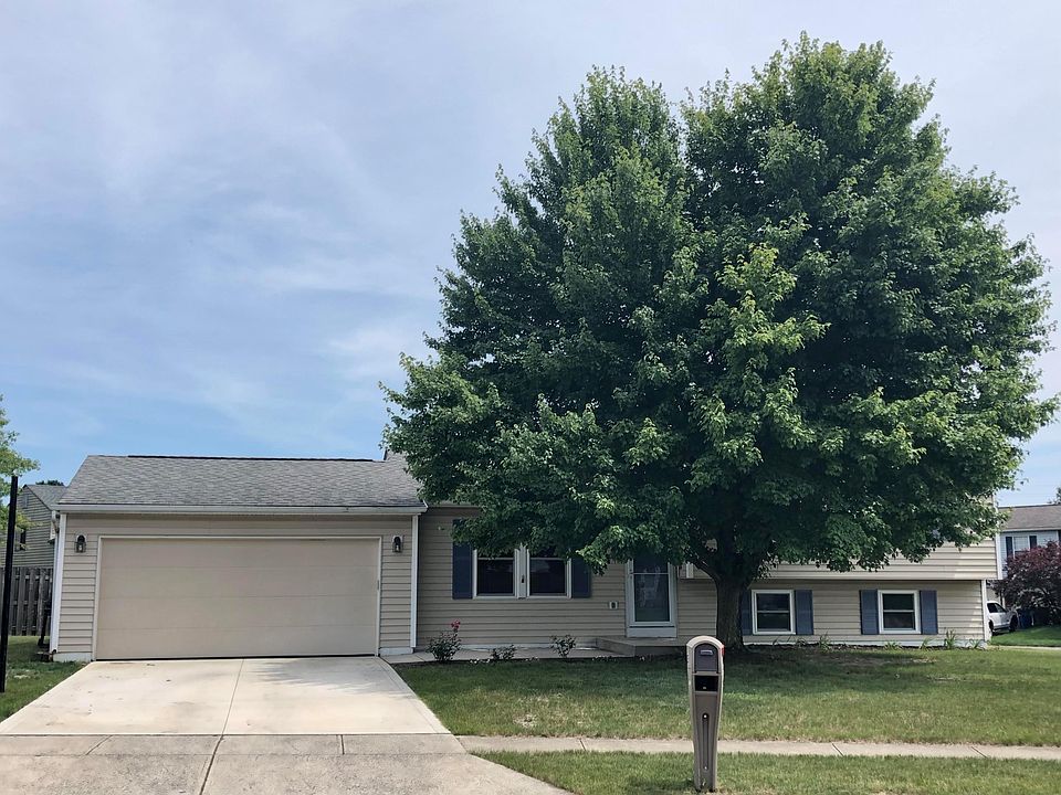 1st image of 1823 Maroon Dr