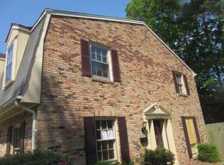 380 Circuit Ln UNIT E, Newport News, VA 23608