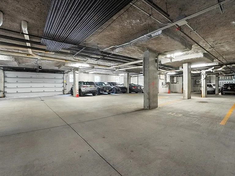 1201 Adams St #408 — Photo 19