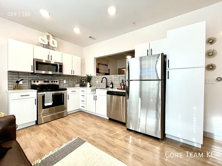 1st image of 3600 Broadway Blvd #S2