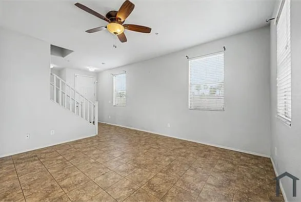 3 bed, 1534 sqft, $2,100 — Photo 4