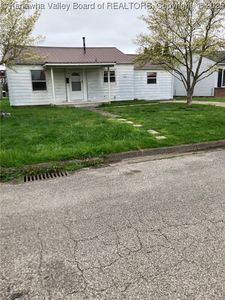2411 Lincoln Ave, Point Pleasant, WV, 25550