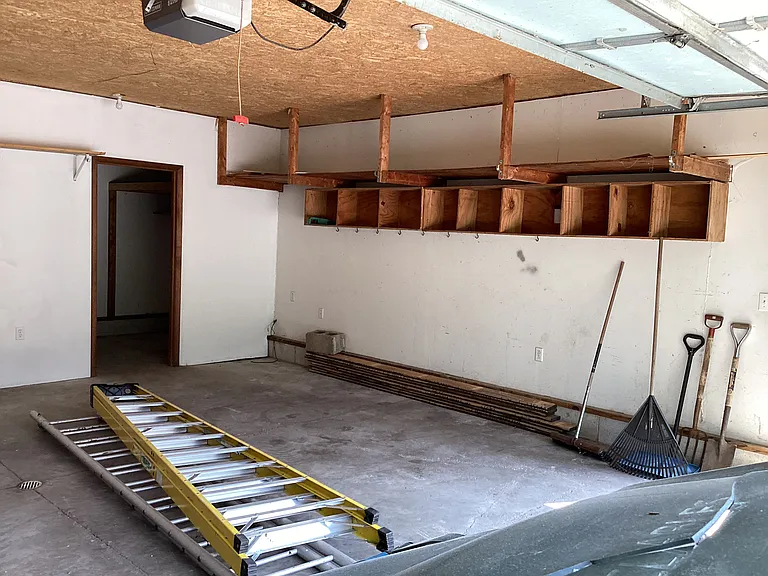 78 W Dague Rd — Photo 26