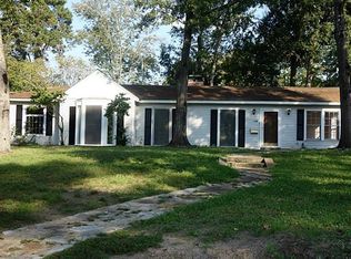 1208 N San Jacinto St, Conroe, TX 77301