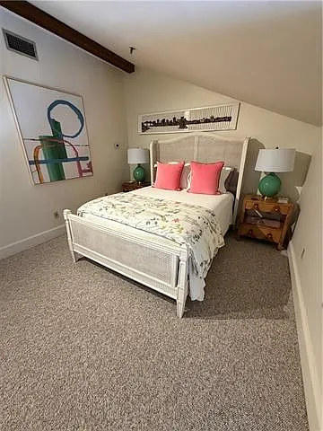 910 Chartres St #3B — Photo 14
