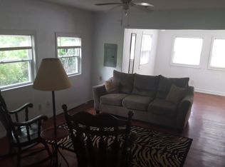 938 Knox Ave, Hollister, MO 65672