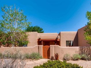 9 Quedo Rd, Santa Fe, NM 87508