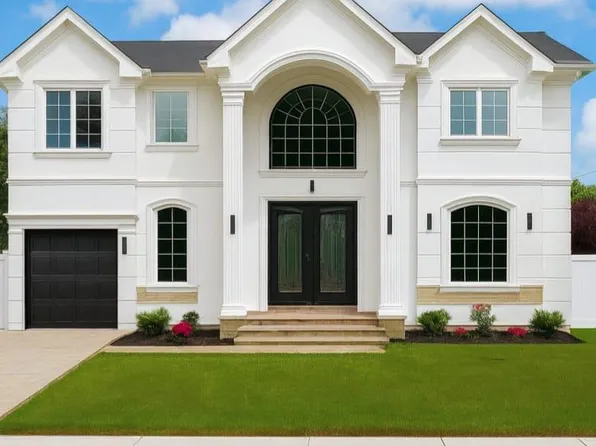 158 Periwinkle Road, Levittown, NY 11756