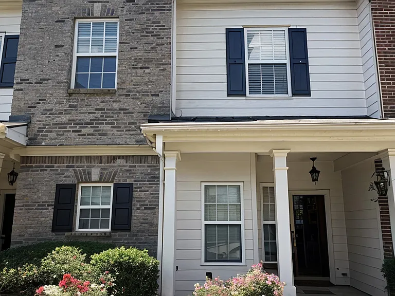 207 Granite Way — Photo 1